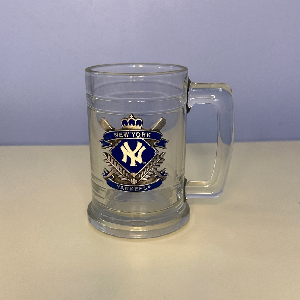 New York Yankees Glass Mug